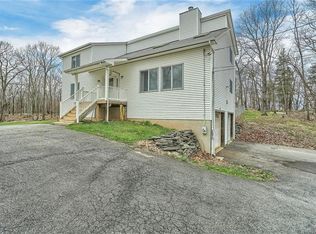 23 Bollenbach Dr, Monroe, NY 10950