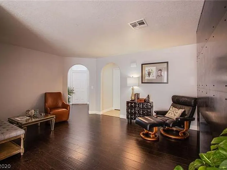 2437 Twin Flower Cir — Photo 18