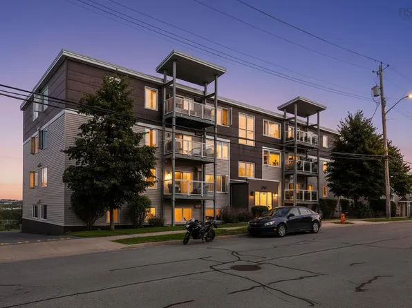 3749 Kencrest Ave #304, Halifax, NS B3K 3L4