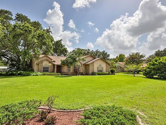 3rd image of 29306 Laughridge Pl