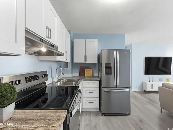 1440 Ward Ave APT 402, Honolulu, HI 96822