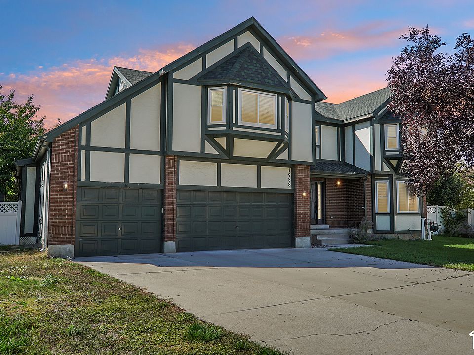 1st image of 1938 E Cameley Cir S