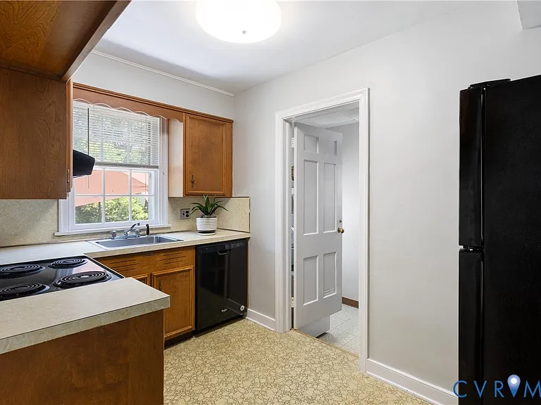 6414 Monument Ave — Photo 15