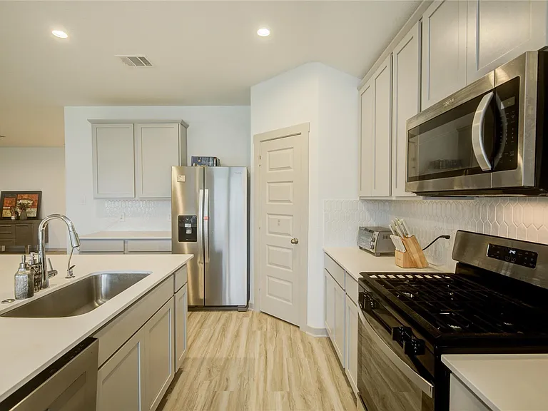 3530 Terrace Landing Ct — Photo 6