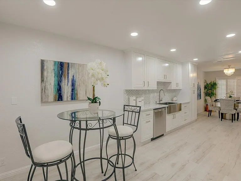 4746 Eagle Lake Dr — Photo 15