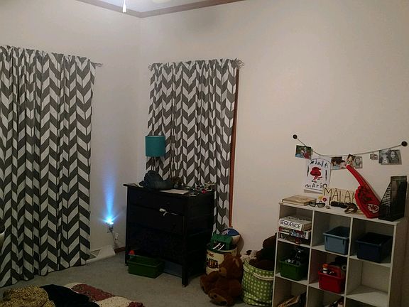 5th image of 1002 N Vine St