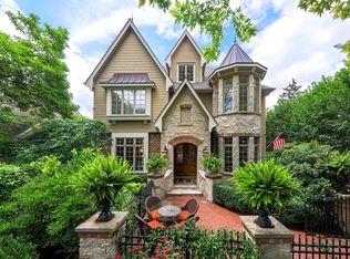 411 S Wright St, Naperville, IL