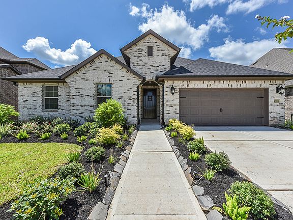 Front yard - elevation A