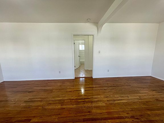 3rd image of 36 N Bushnell Ave #D