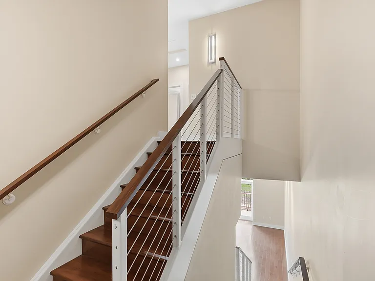 509 Bogart Pl #203 — Photo 12
