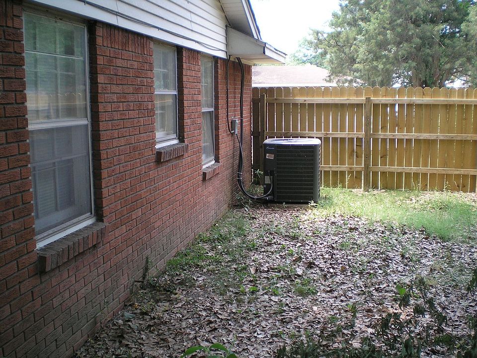 515 Burns St, West Memphis, AR 72301 Zillow