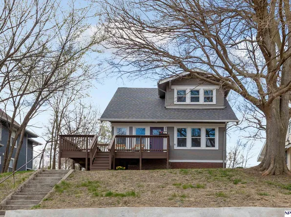 4740 N 39th St, Omaha, NE 68111