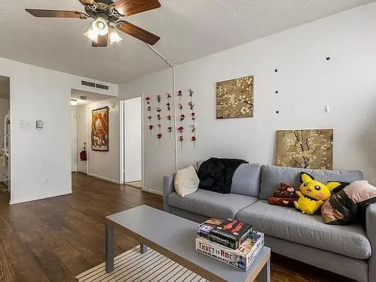 1800 Lavaca St #105 — Photo 9