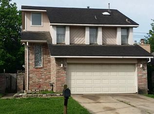 8619 Vinkins Rd, Houston, TX 77071