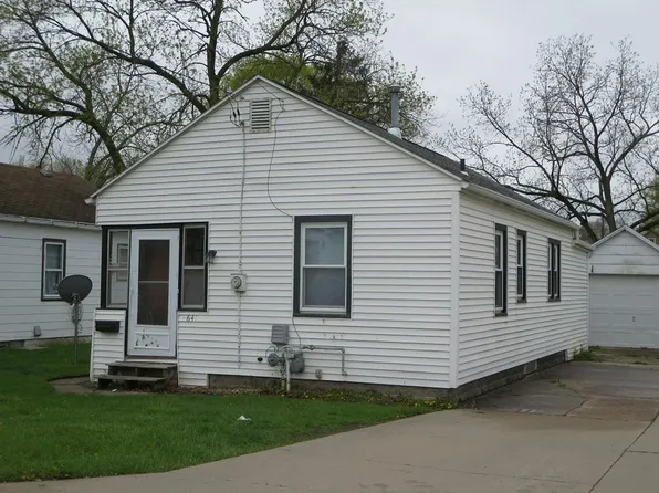 641 Wyoming St, Waterloo, IA 50703