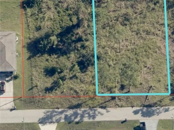 3205 42nd St SW, Lehigh Acres, FL 33976