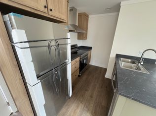 207 Woodland Dr, Greensboro, NC 27408