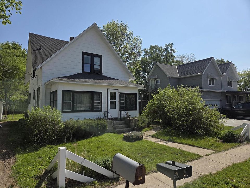 1st image of 318 Madison STREET