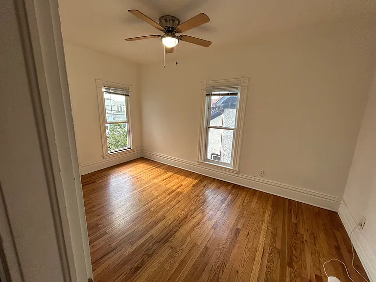 243 S Lincoln St #B — Photo 15