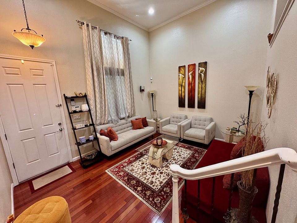 Formal living room