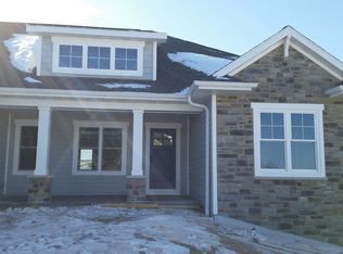 6725 N Kurey Rd, Appleton, WI 54913