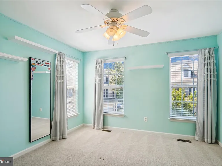 43074 Old Gallivan Ter — Photo 17