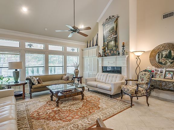 3rd image of 6909 Vista Ridge Ct