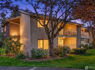 6353 Sand Point Way NE, Seattle, WA 98115