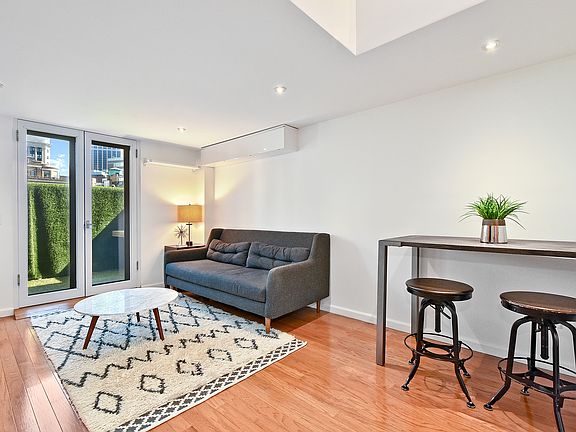 5th image of 20 West St APT 26F