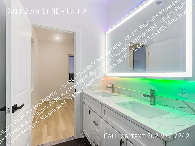 3011 20th St NE #9 — Photo 6