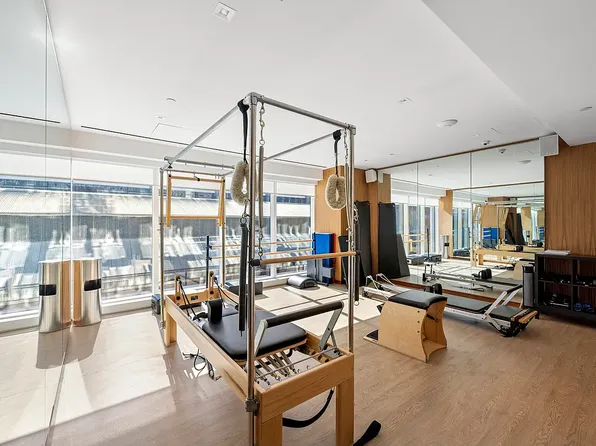 1 West End Avenue image 15 of 18