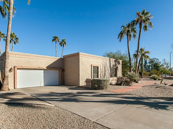 2nd image of 4552 E Desert Cove Ave