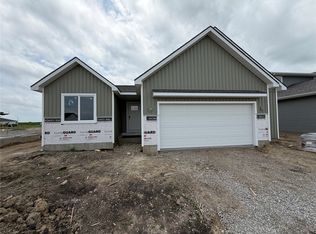 1510 Locust St, Waukee, IA 50263