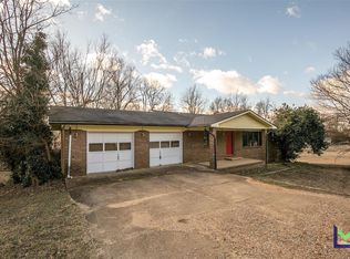 906 Hereford Dr, Doniphan, MO 63935