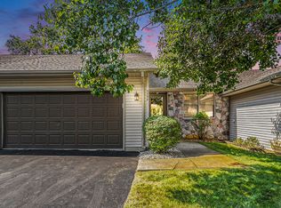 5798 Wood Valley Rd, Kalamazoo, MI 49009