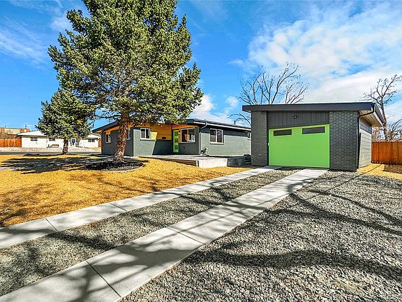 3rd image of 8410 Alta Vista Drive