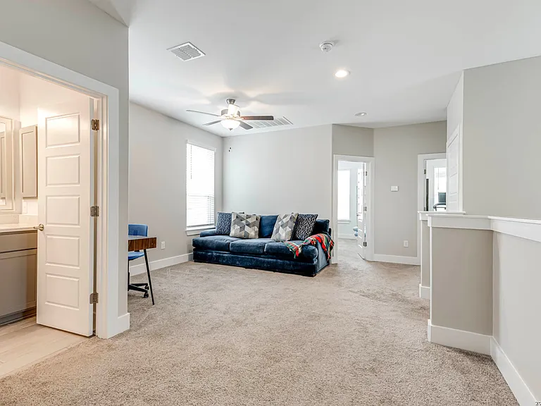 1426 E Sandalwood Ln — Photo 16