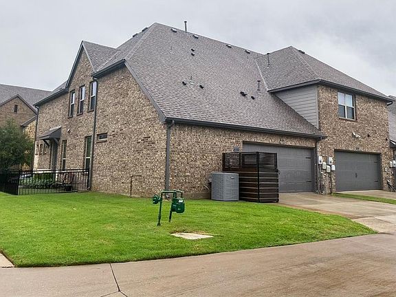 2nd image of 4300 Blackjack Oak Dr
