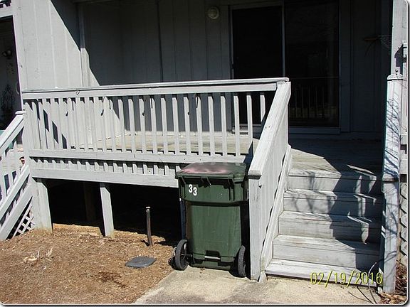 4th image of 100 Willow Run Drive #33