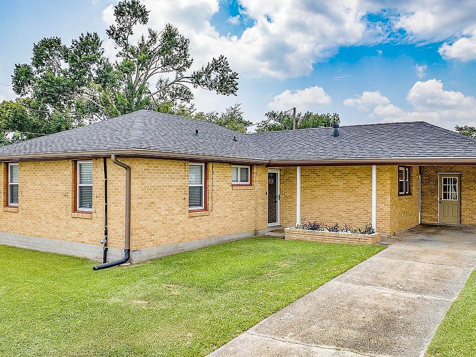 1st image of 214 Elysian Dr