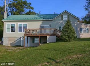 29 Mountain Top Dr, Newburg, PA 17240