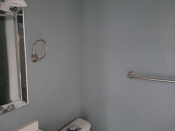 5th image of 9209 Torresdale Ave Floor 2