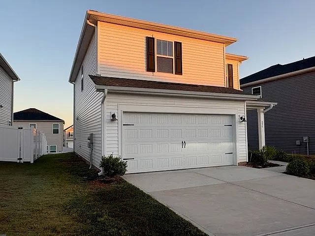 3 bed, 2.5 bath, 1602 sqft, $1,800 — Photo 3