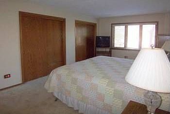 3rd image of 1436 E Thacker St APT 410
