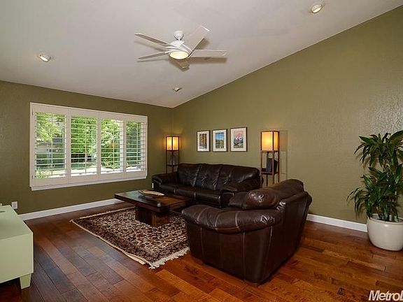 2nd image of 144 Hillswood Dr