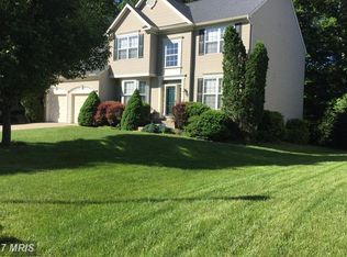 8305 Highgrove Ct, White Plains, MD