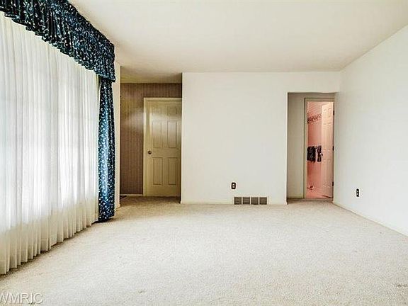 4th image of 6945 Bliss Ct SW