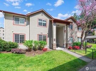 25025 SE Klahanie Blvd APT H101, Sammamish, WA
