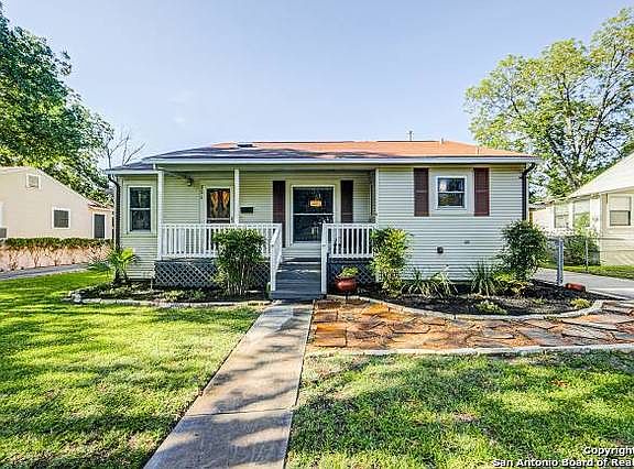 2nd image of 226 Irvington Dr