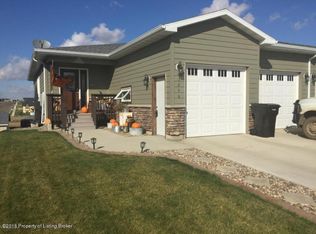 1250 23rd St W, Dickinson, ND 58601